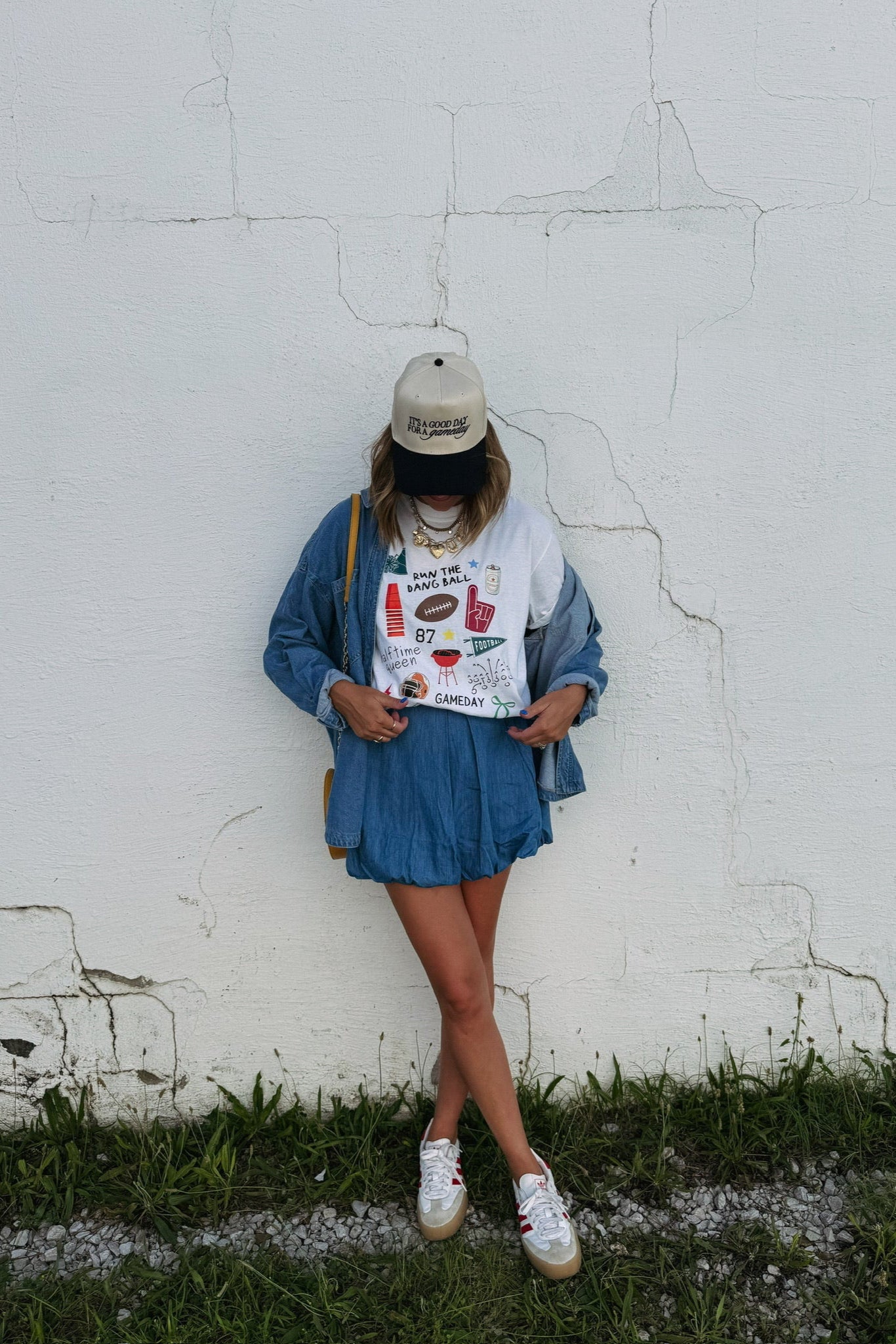 Halftime Queen Graphic Tee