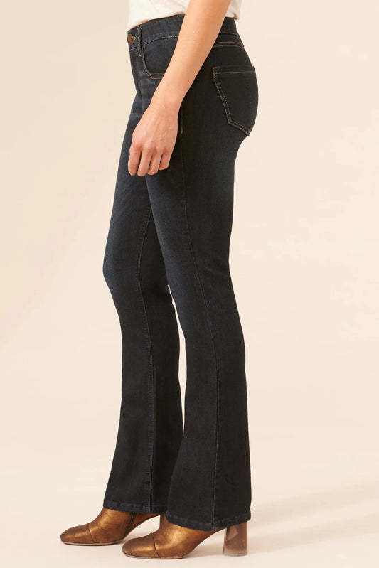 Democracy Indigo Itty Bitty Boot Jeans