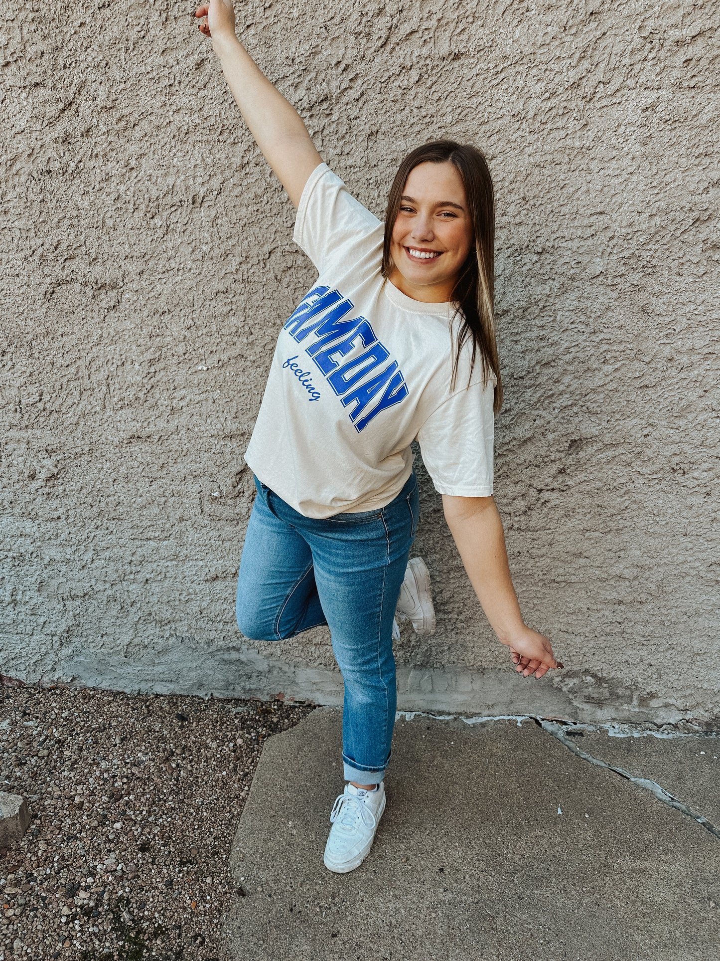 Gameday Feeling Graphic Tee - Cream/Blue