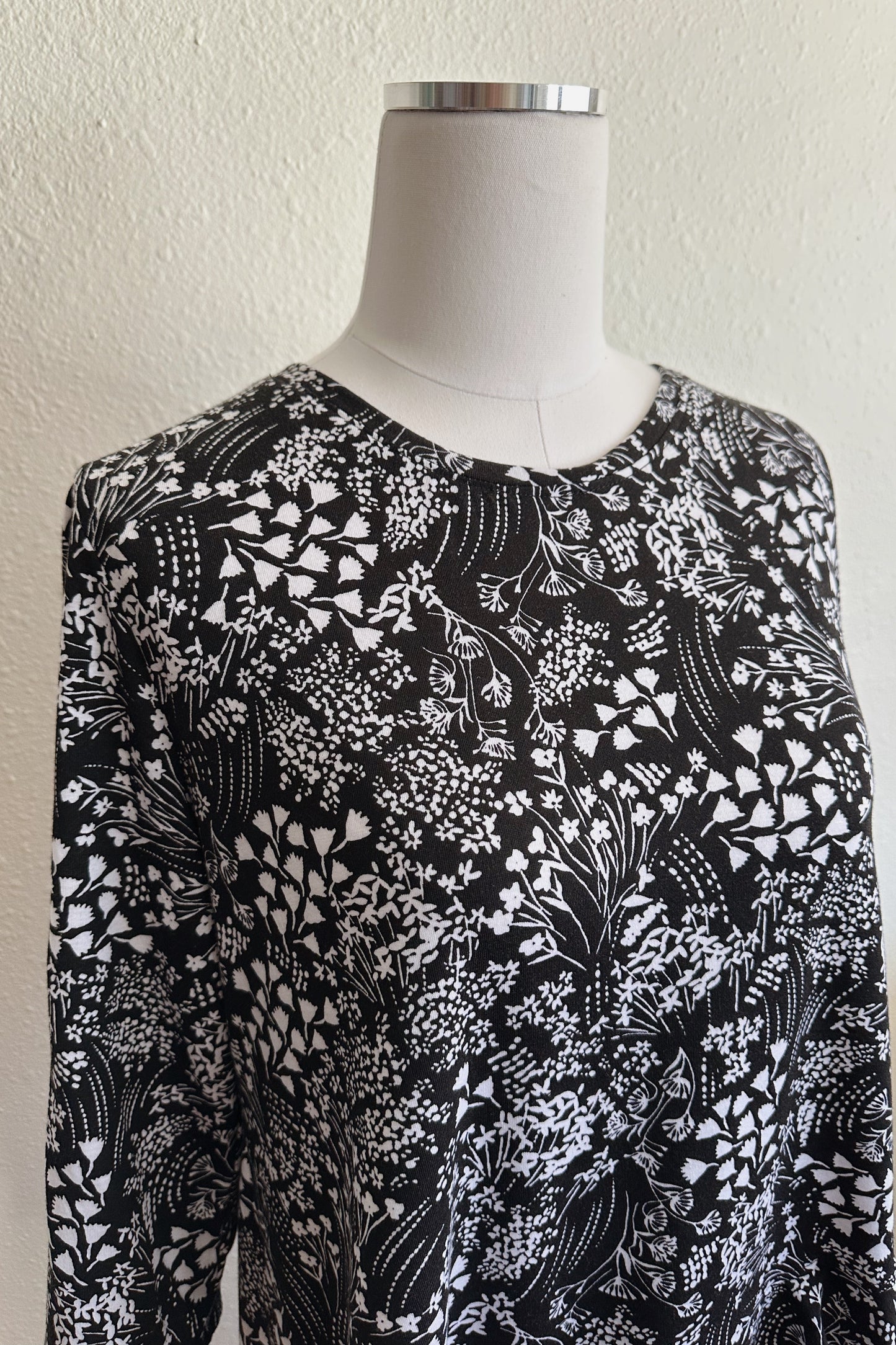 Main Event B&W Print Top
