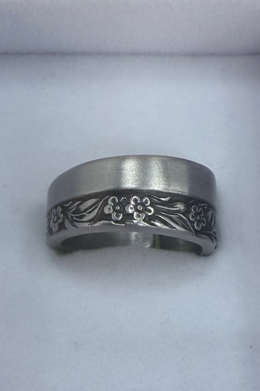 Floral ring shown in box