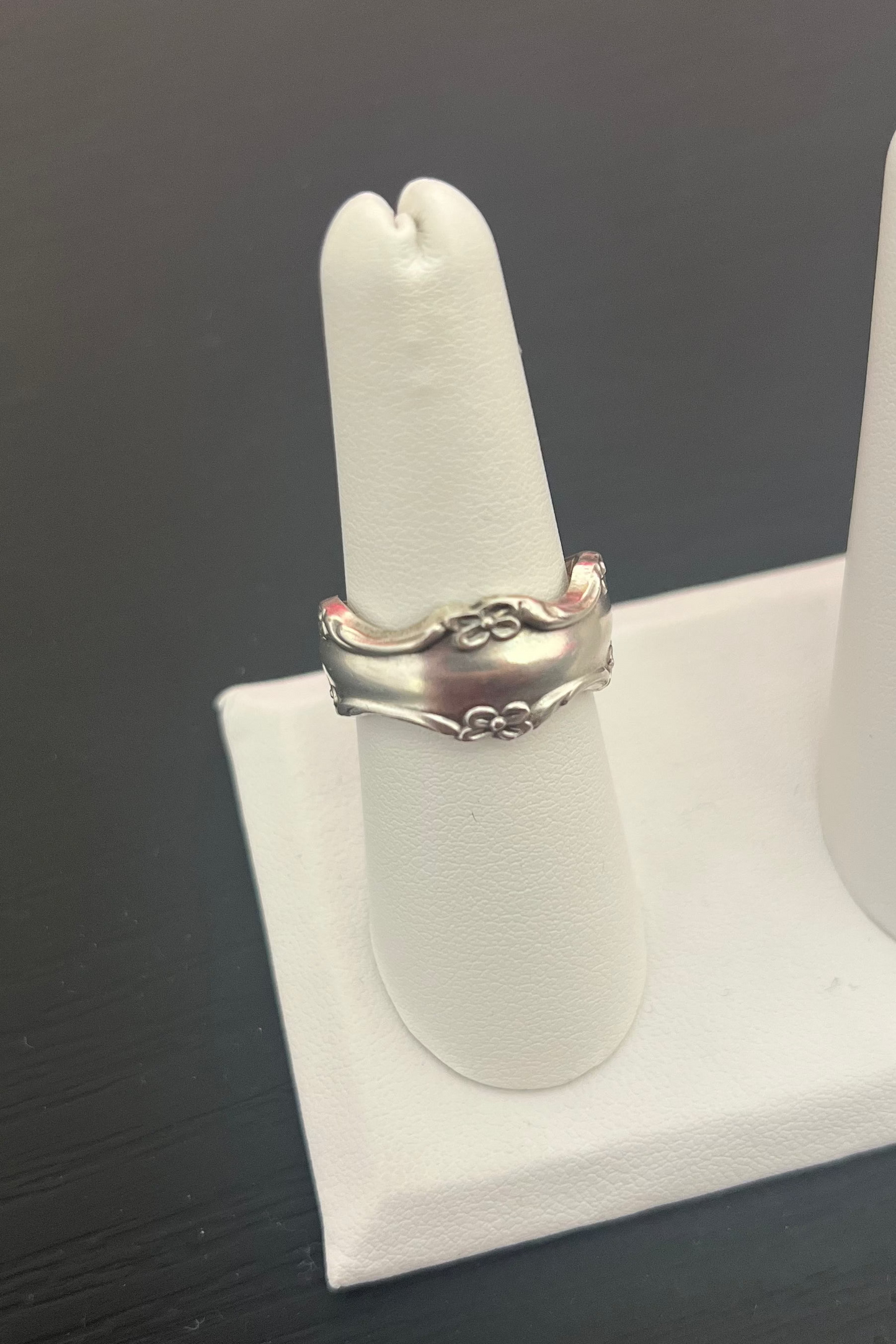 Floral Daisy Spoon Ring - Size 7 1/4