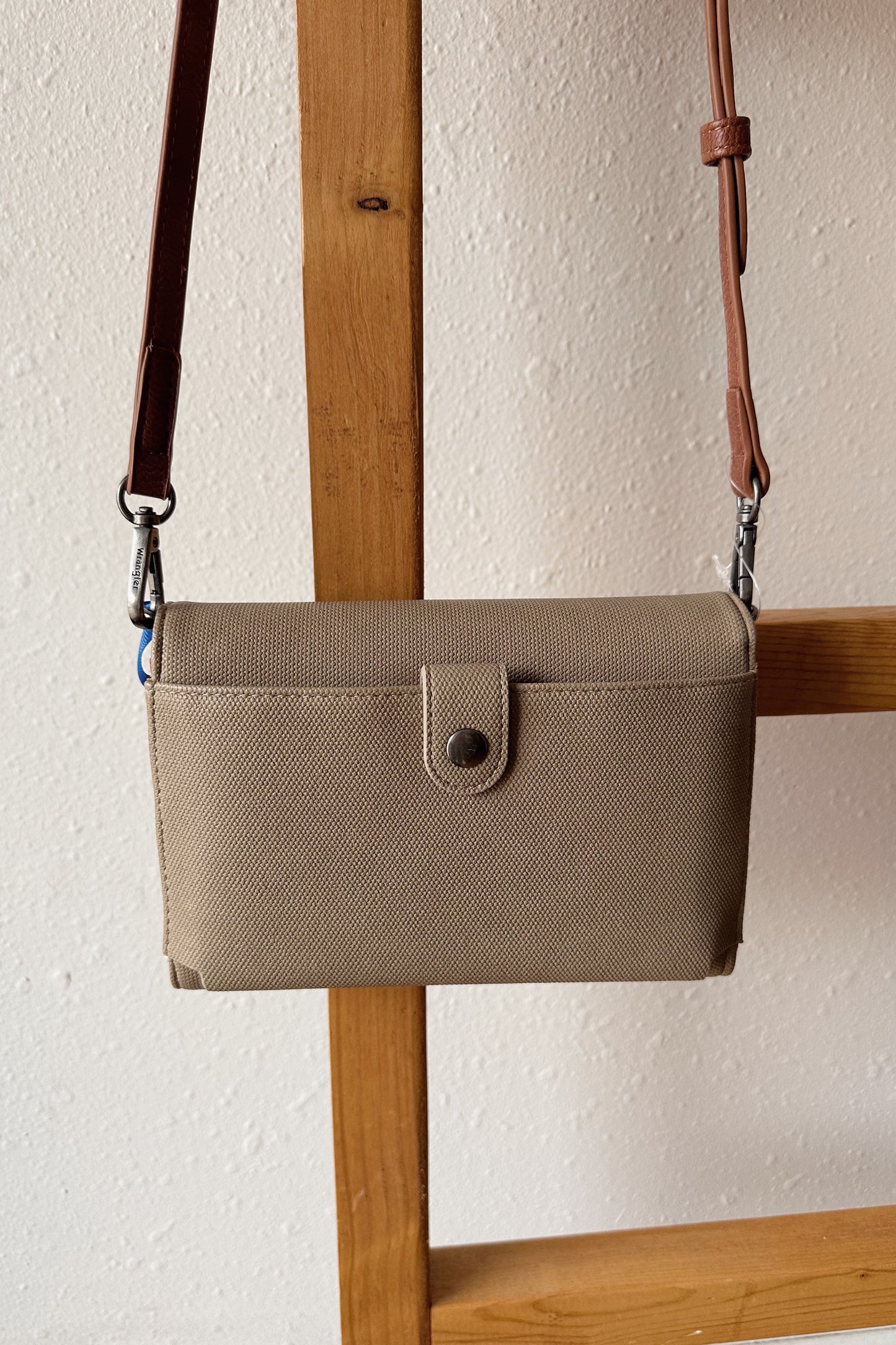 Wrangler Logo Waxed Canvas Wallet/Crossbody (Multiple Colors)