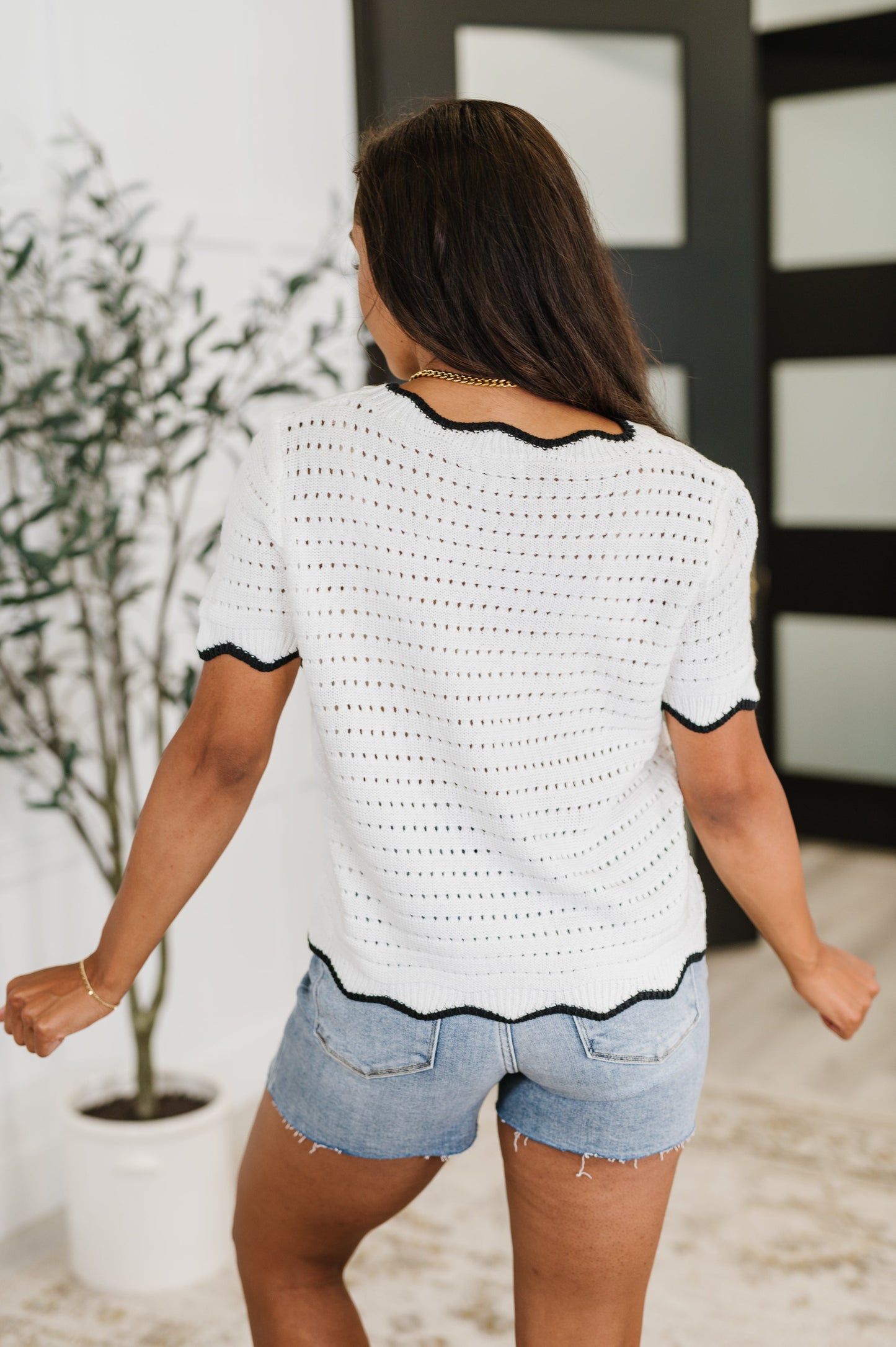 Pinkies Up Knit Top in White (Online Exclusive)