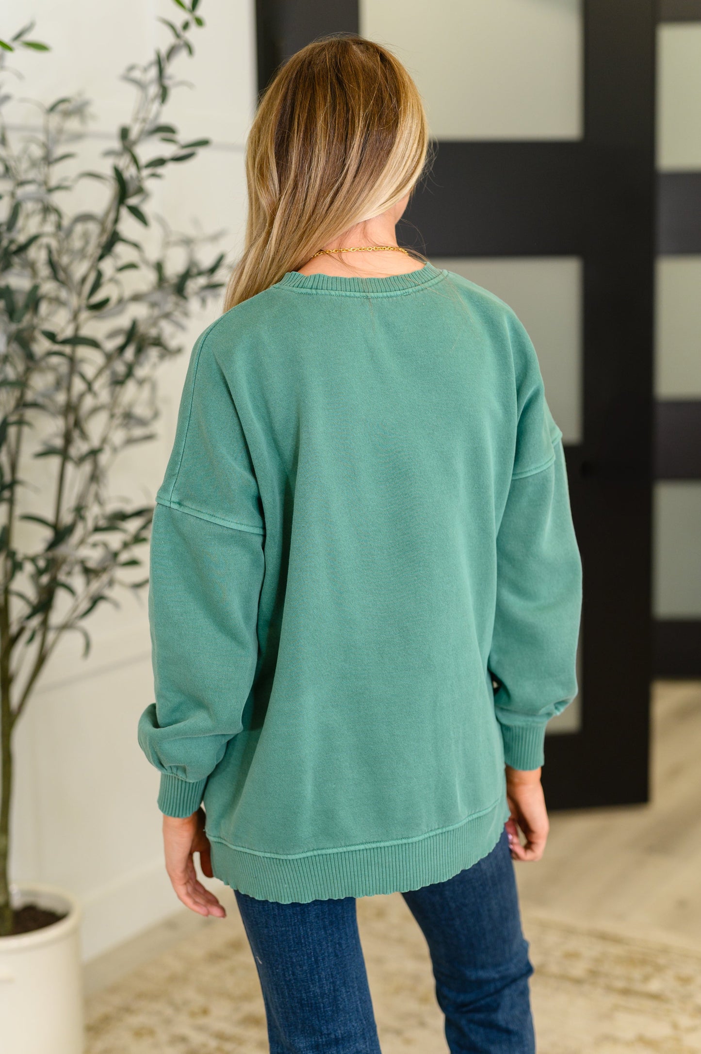 Talk Cozy to Me Stepped Hem Pullover in Dark Green (Online Exclusive)