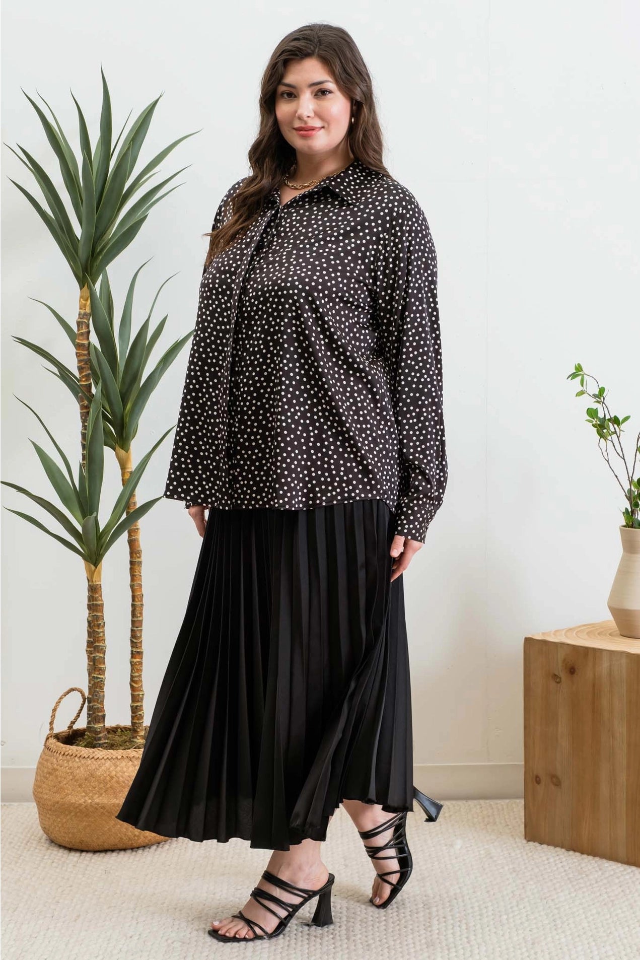 Plus Size Dot Collared Long Sleeve Shirt - Black