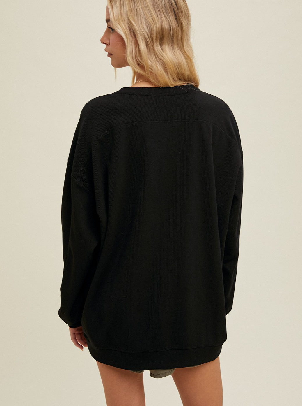 Ribbed Knit Pullover - Black