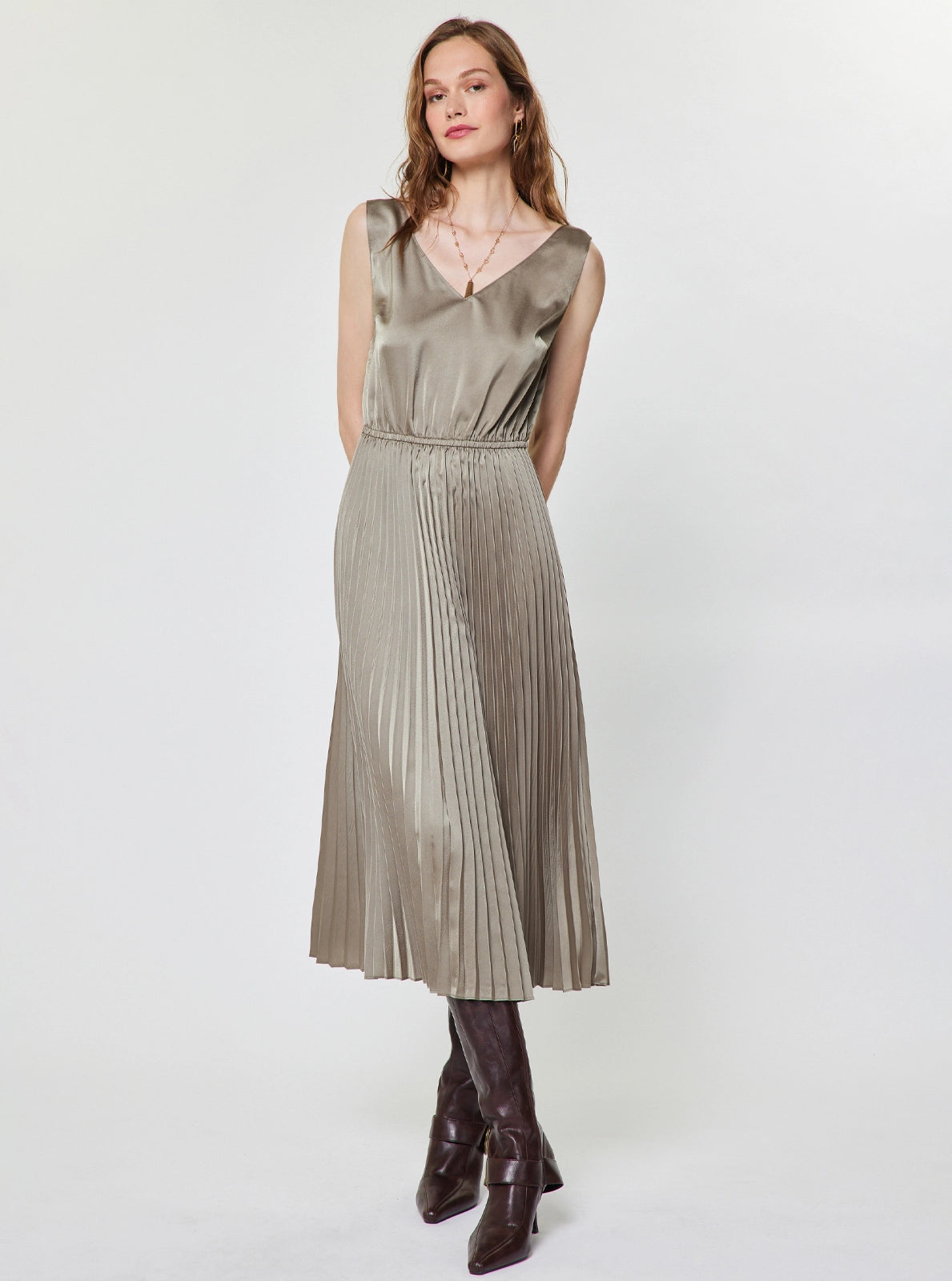 Pullover Sweater & Pleated Dress Set