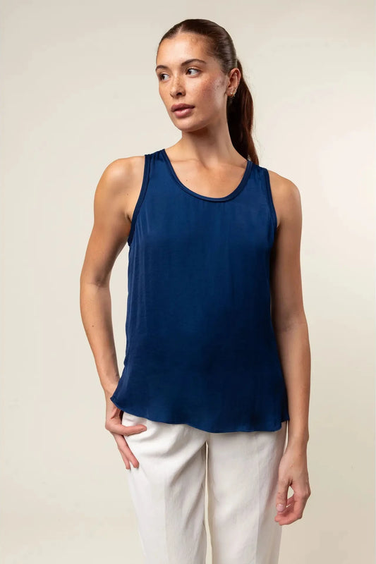 Navy tank top with scoop neck 
