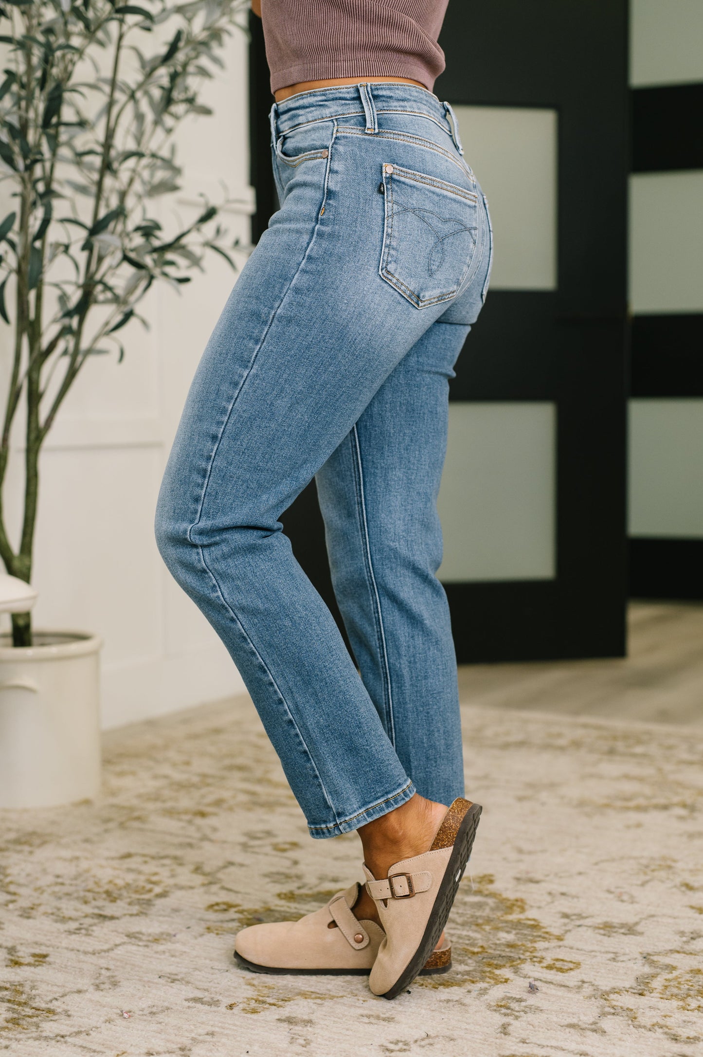 Amelia High Waist Ankle Straight (Online Exclusive)