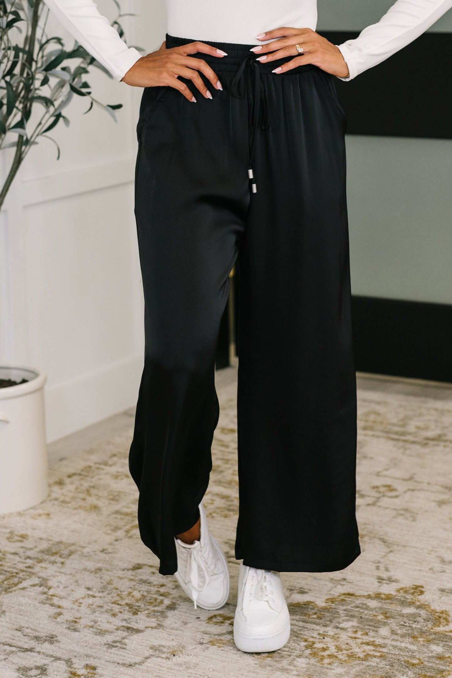 City Ease Wide Leg Bottoms in Black (Online Exclusive)