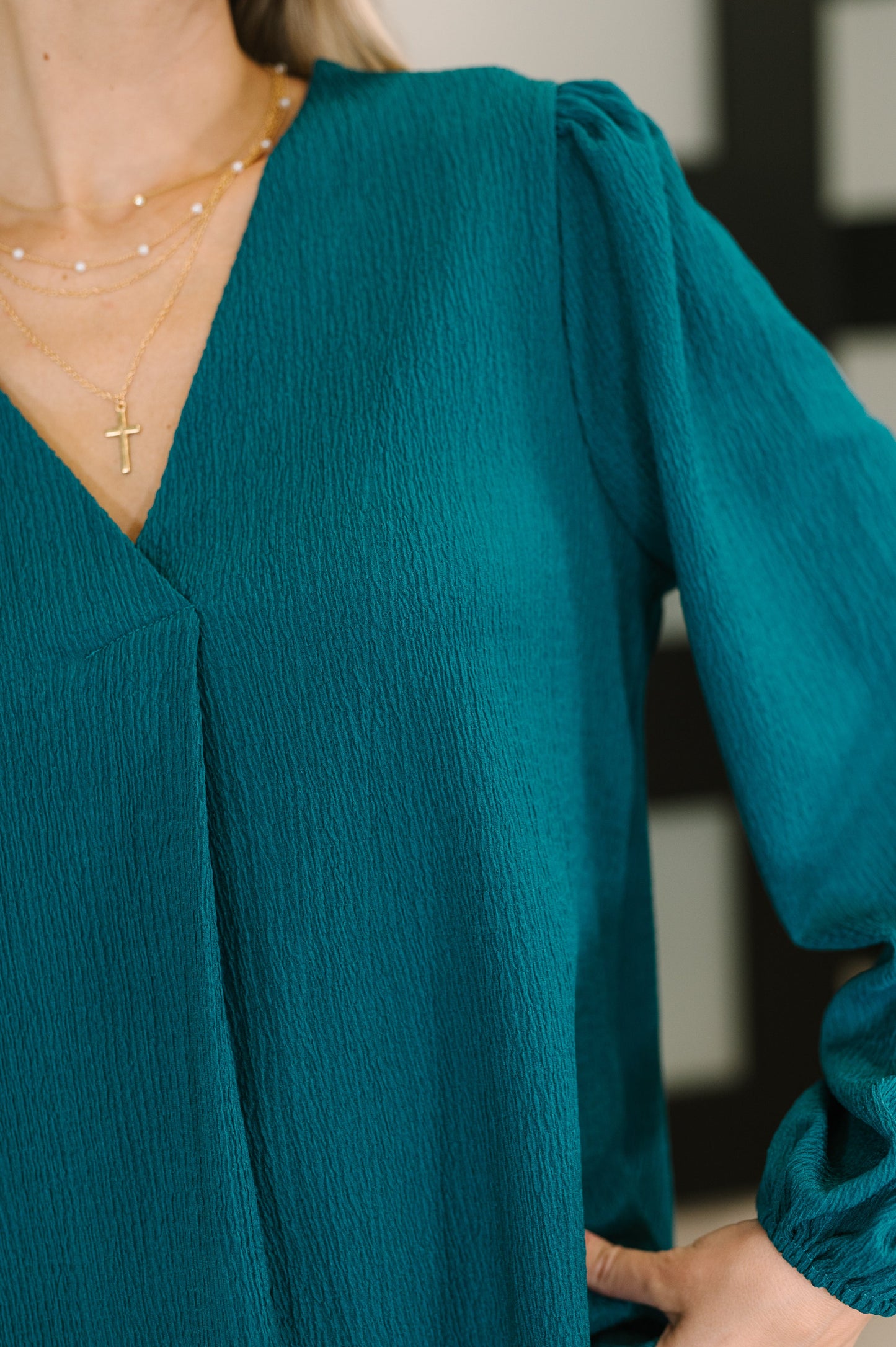 Desk to Dinner V-Neck Balloon Sleeve Blouse (Online Exclusive)