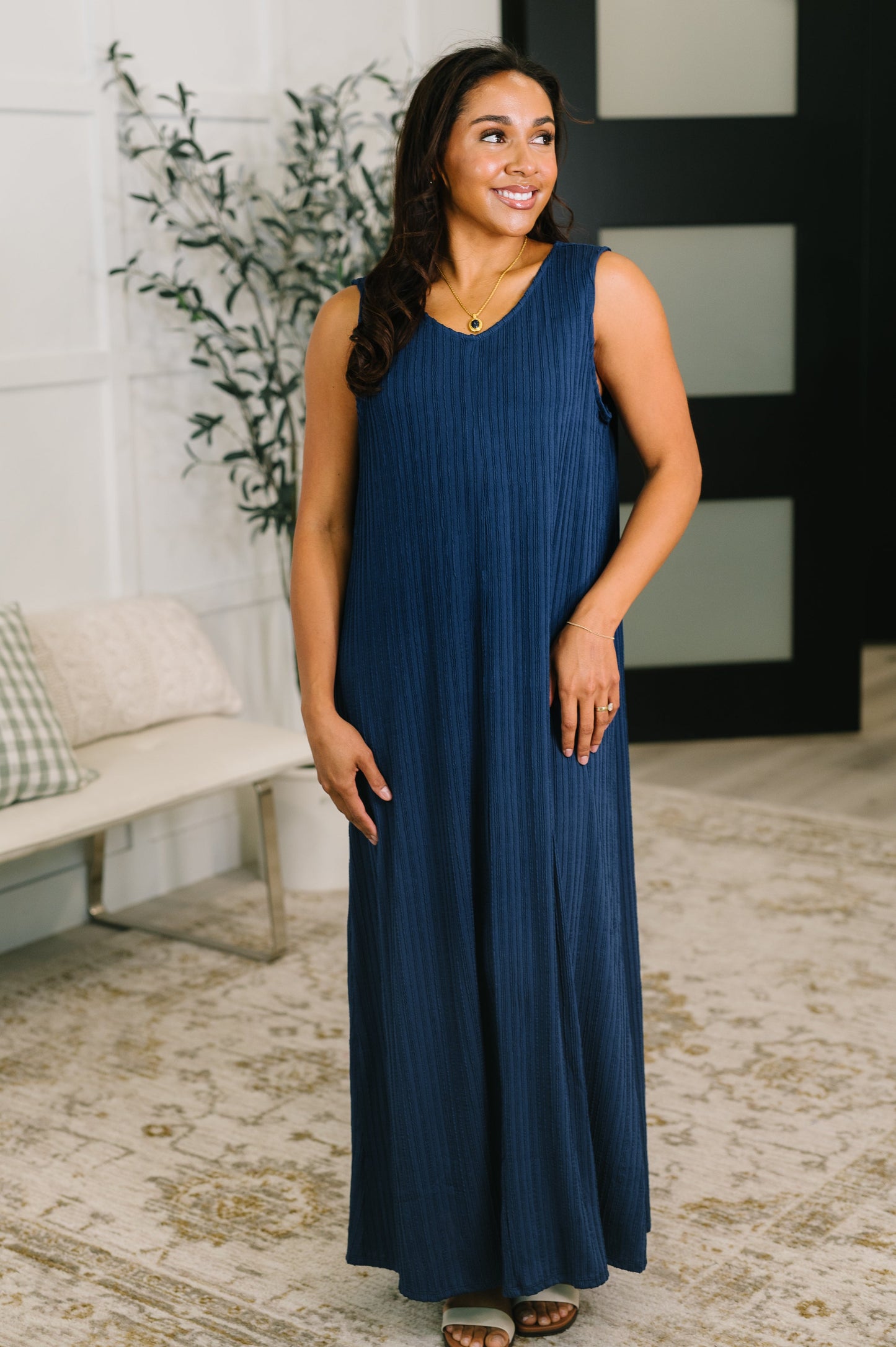 Everything She Wants Sleeveless Maxi Dress in Navy (Online Exclusive)
