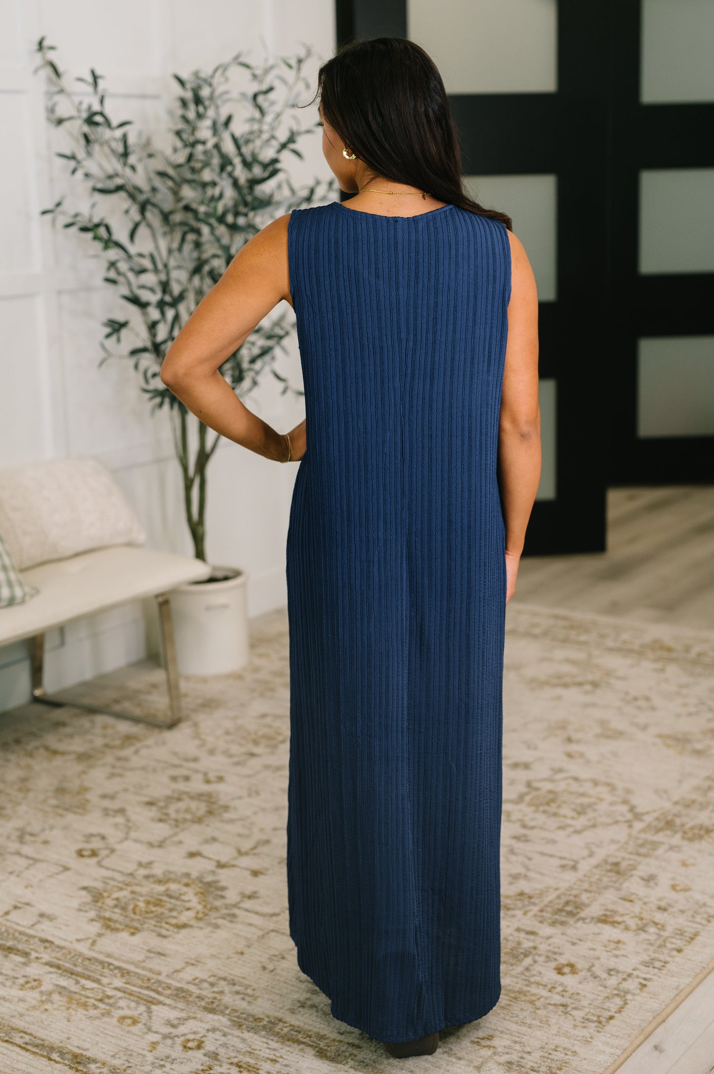 Everything She Wants Sleeveless Maxi Dress in Navy (Online Exclusive)