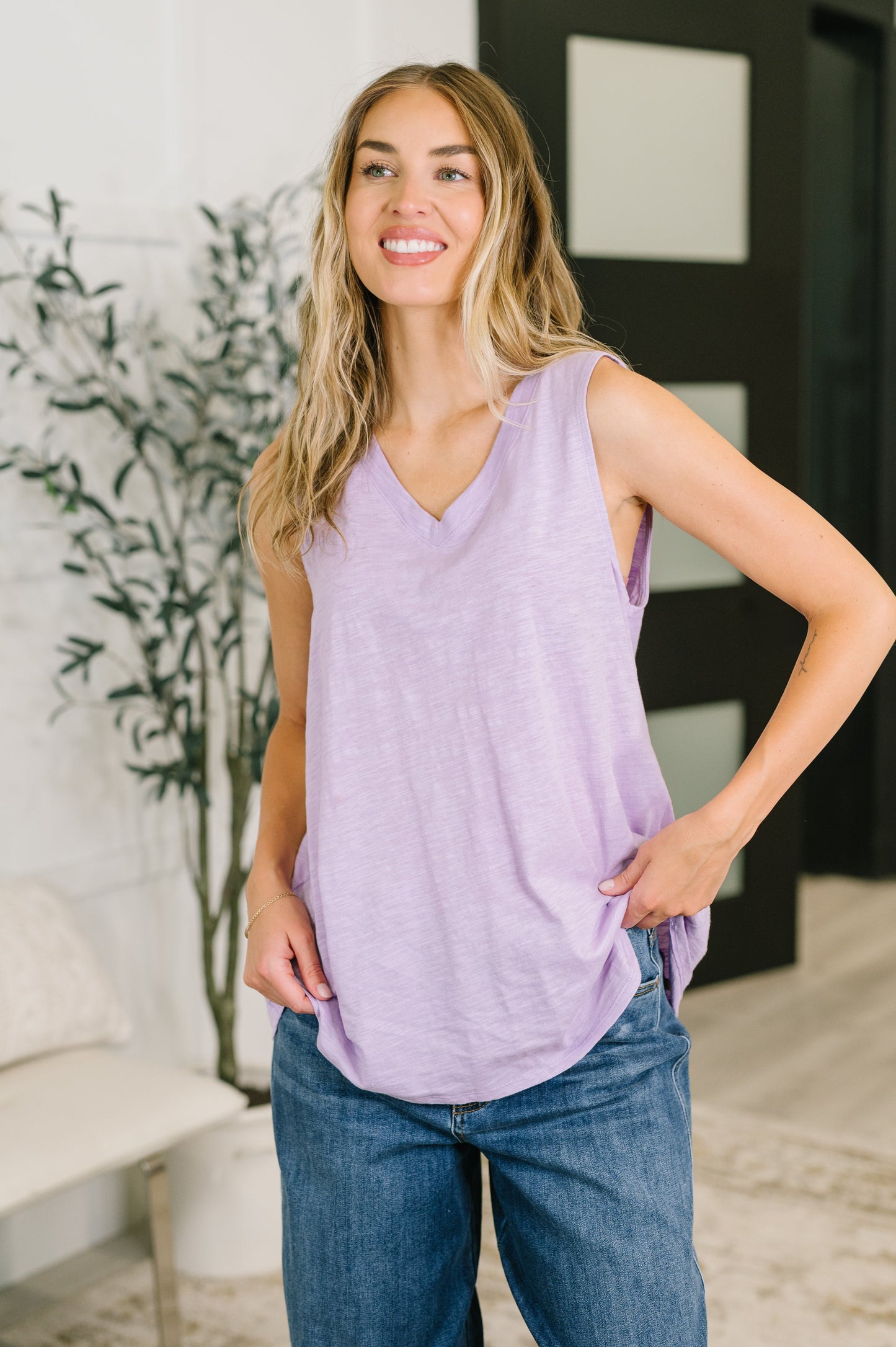 Getting Good V-Neck Tank in Lilac (Online Exclusive)