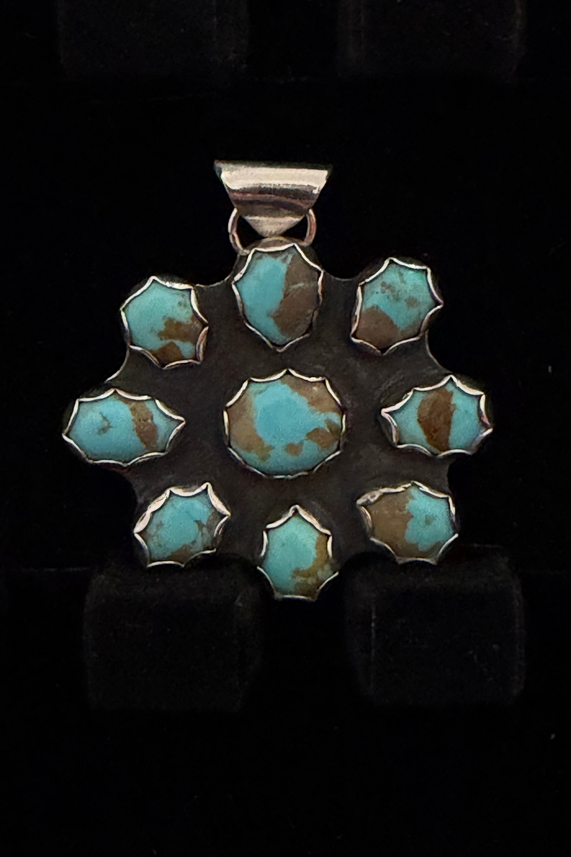 Pendent with 9 turquoise stones
