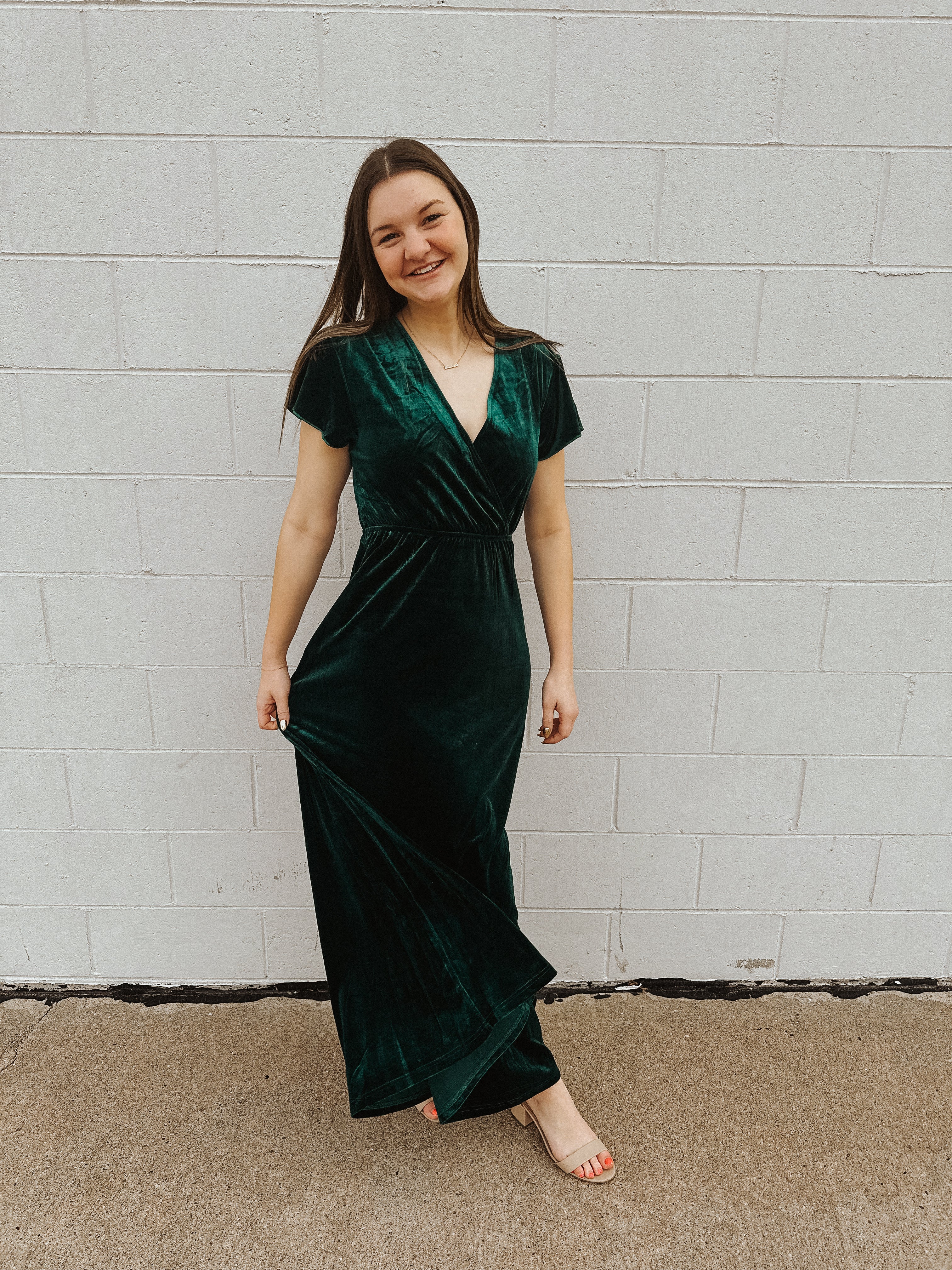 Collectif Arionna Velvet Maxi Dress – Suzie's Bombshell Boutique
