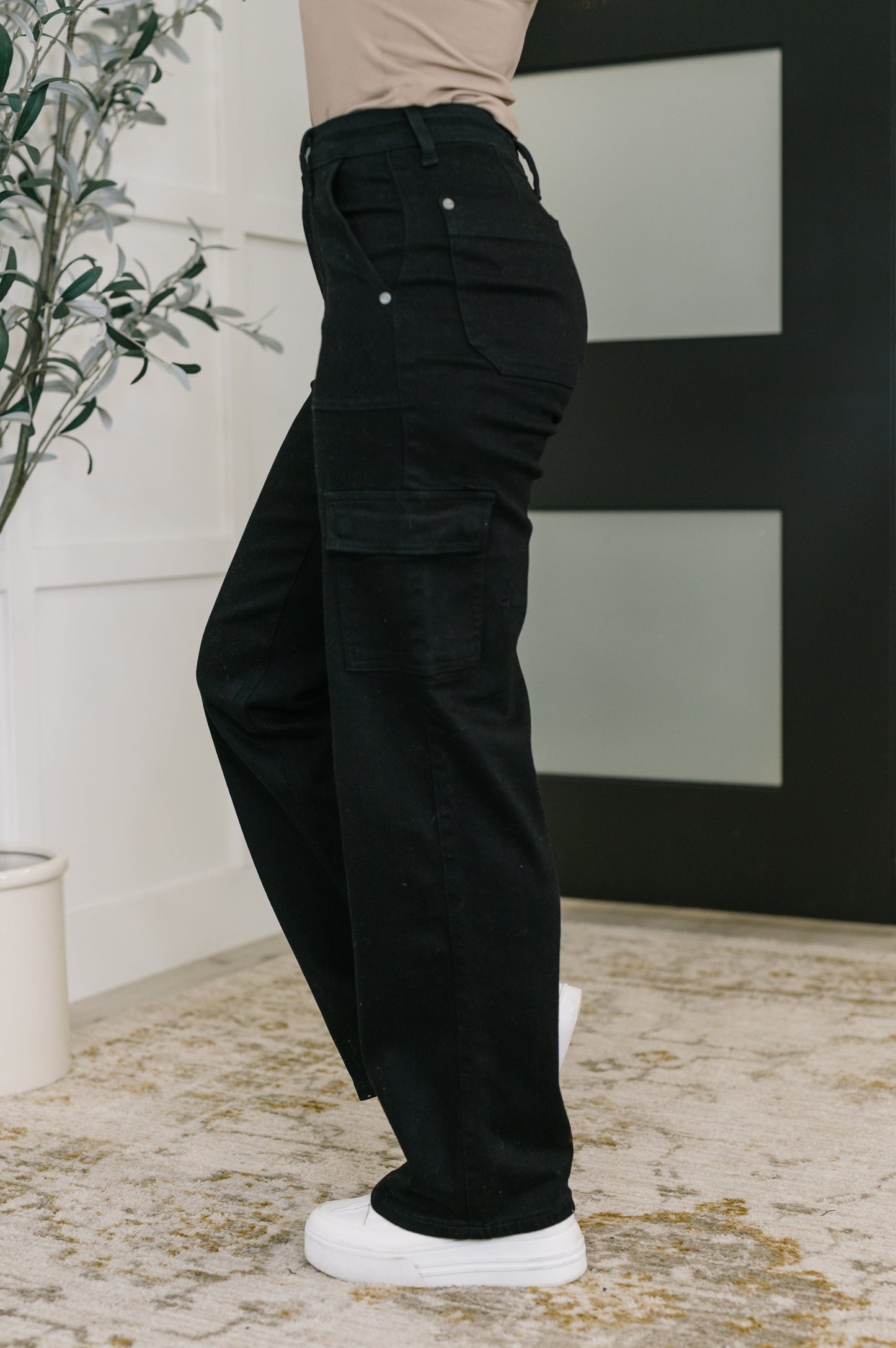 Keira High Waist Cargo Wide in Black (Online Exclusive)