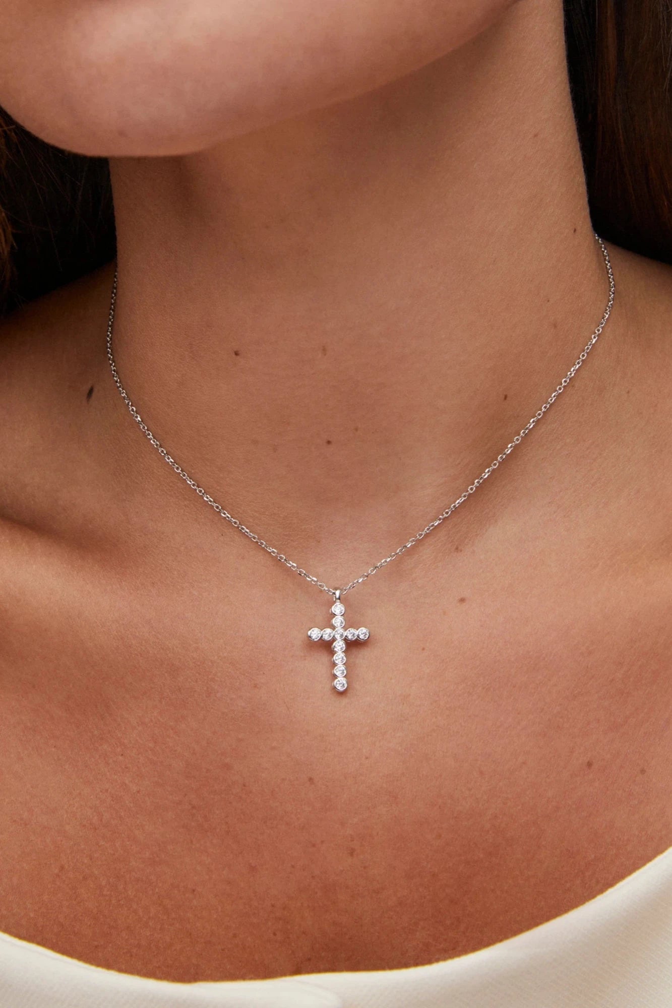 Kendra Scott Cross Crystal Pendant Necklace - Silver White Crystal