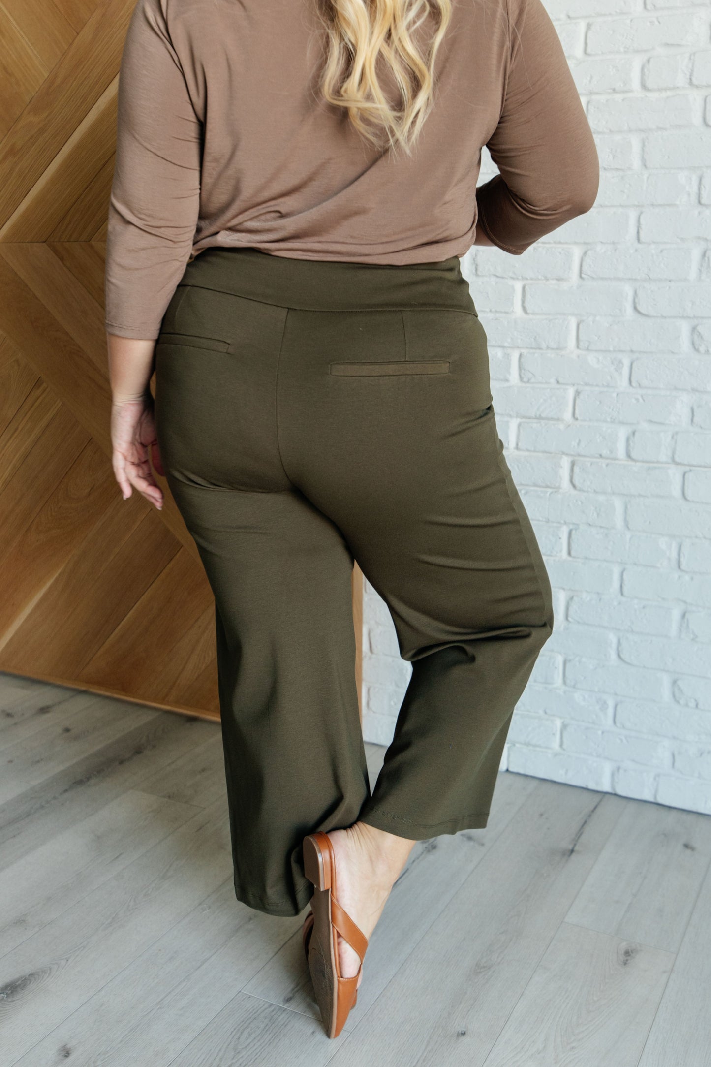 Magic Wide Leg Crop Pants in Olive (Online Exclusive)