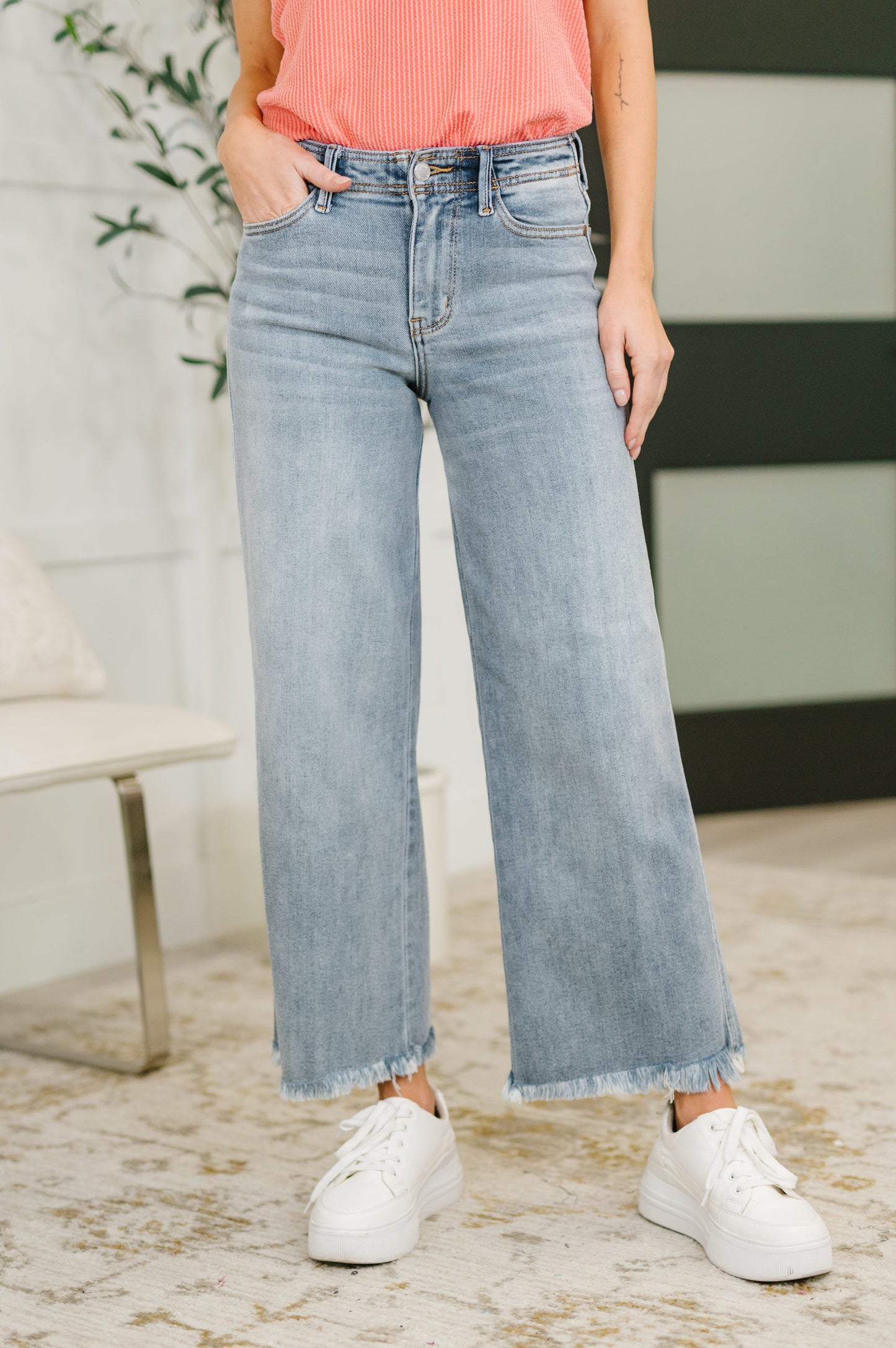 Mary Mid Rise Ankle Wide Leg + Hollywood WB + Fray Hem (Online Exclusive)