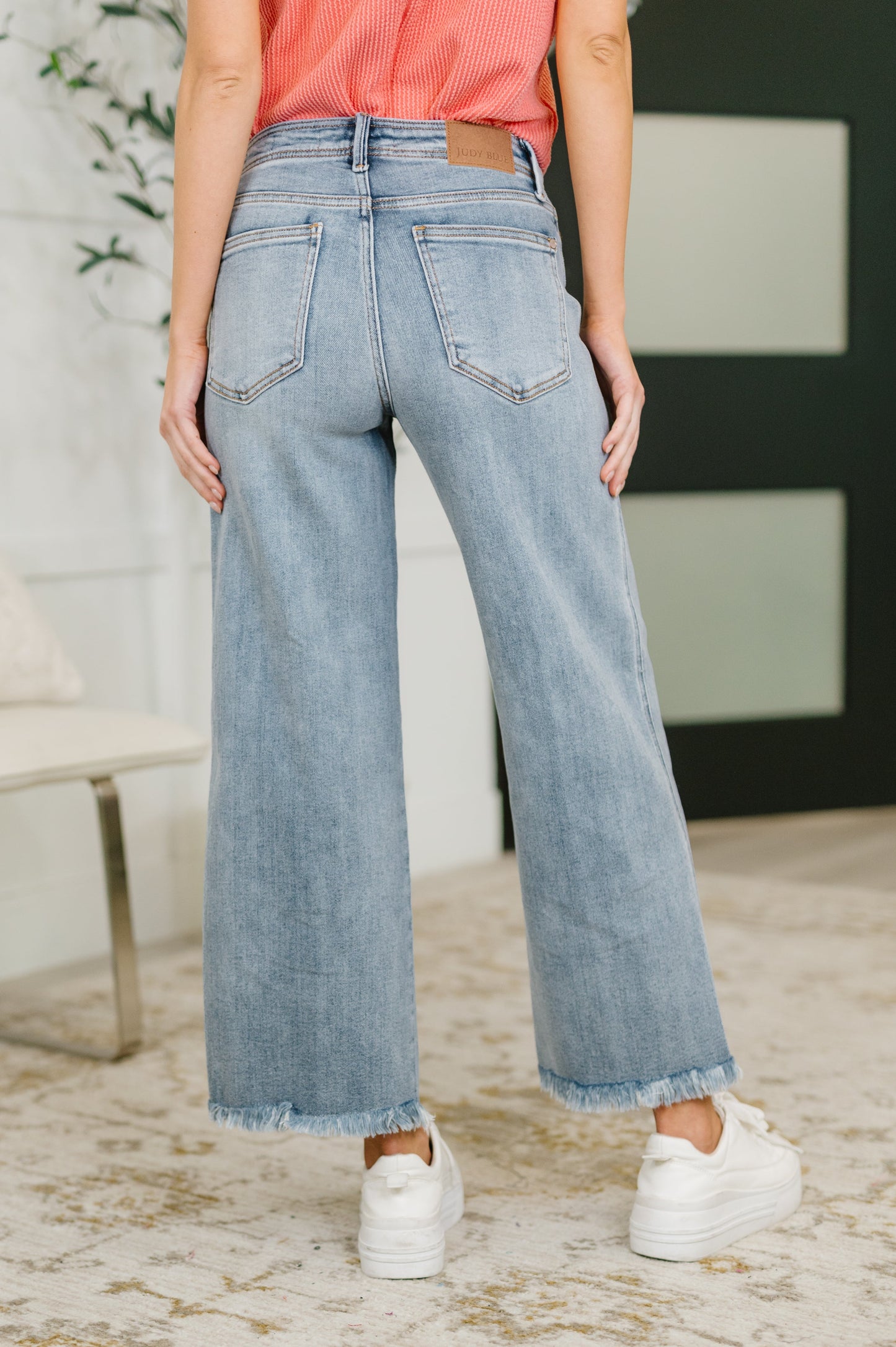 Mary Mid Rise Ankle Wide Leg + Hollywood WB + Fray Hem (Online Exclusive)
