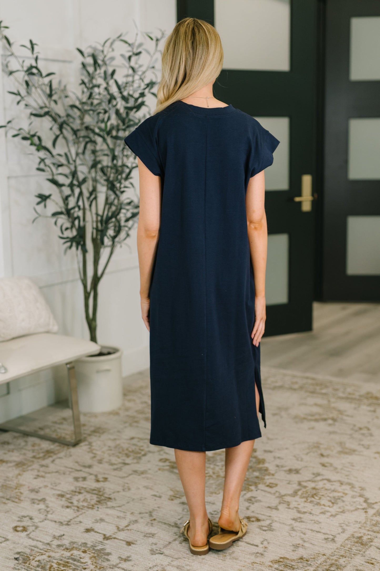 Sweet Like That Casual Dress in Navy (Online Exclusive)