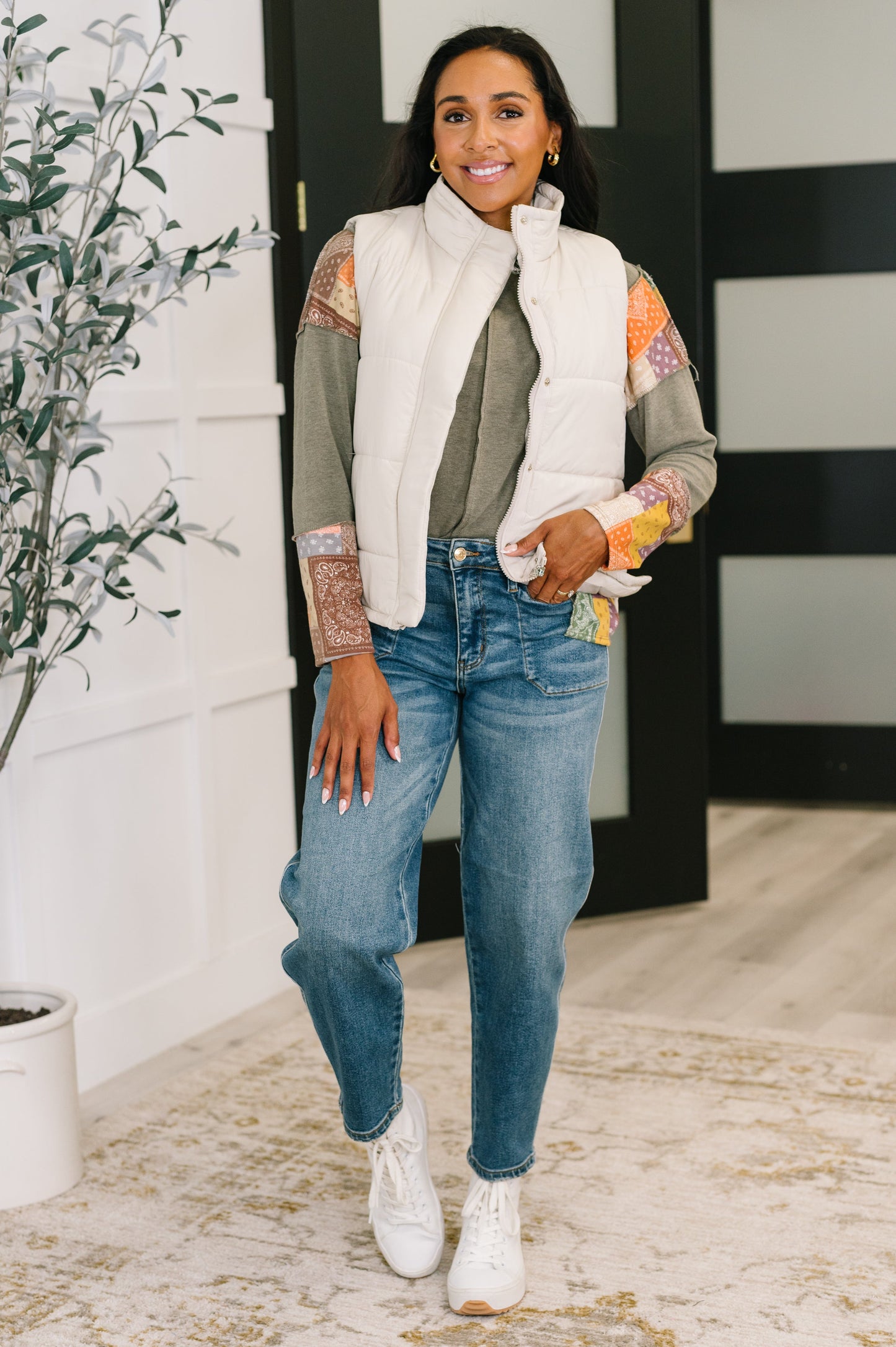 That's What I'm Talkin' About Puffer Vest in Sand Beige (Online Exclusive)