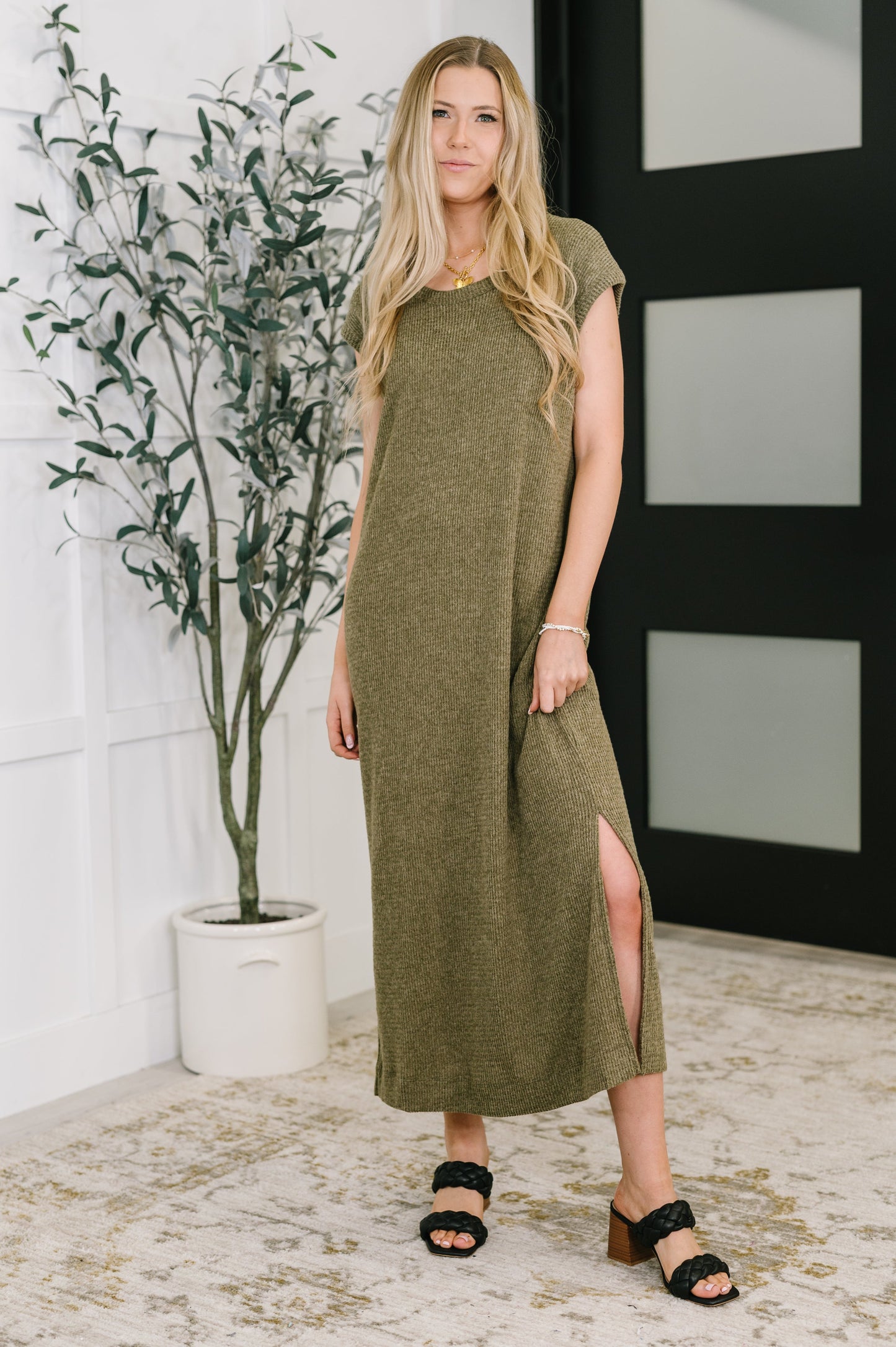 The Wander Lust Set in Olive (Online Exclusive)