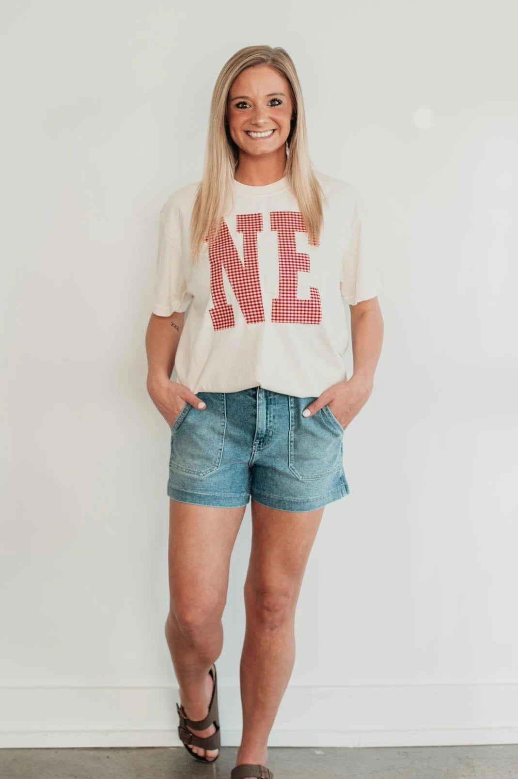 Gingham NE Applique Ivory Graphic Tee