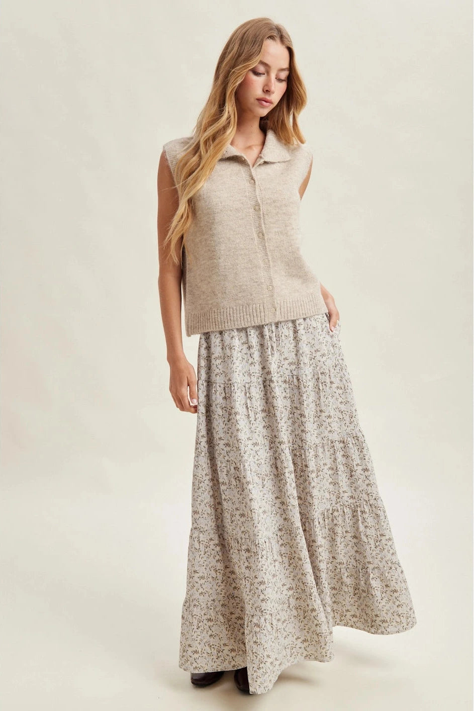Textured Tiered Floral Skirt