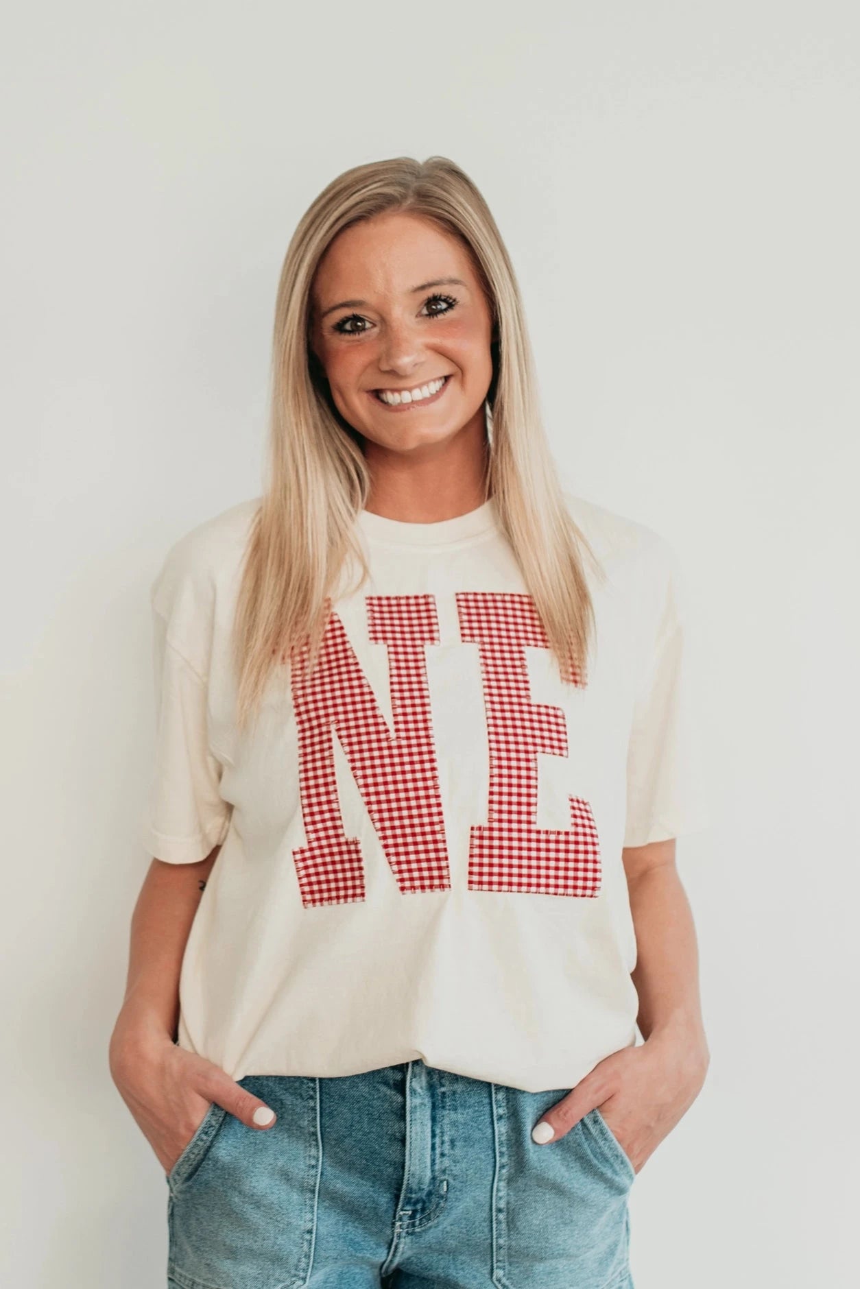 Gingham NE Applique Ivory Graphic Tee