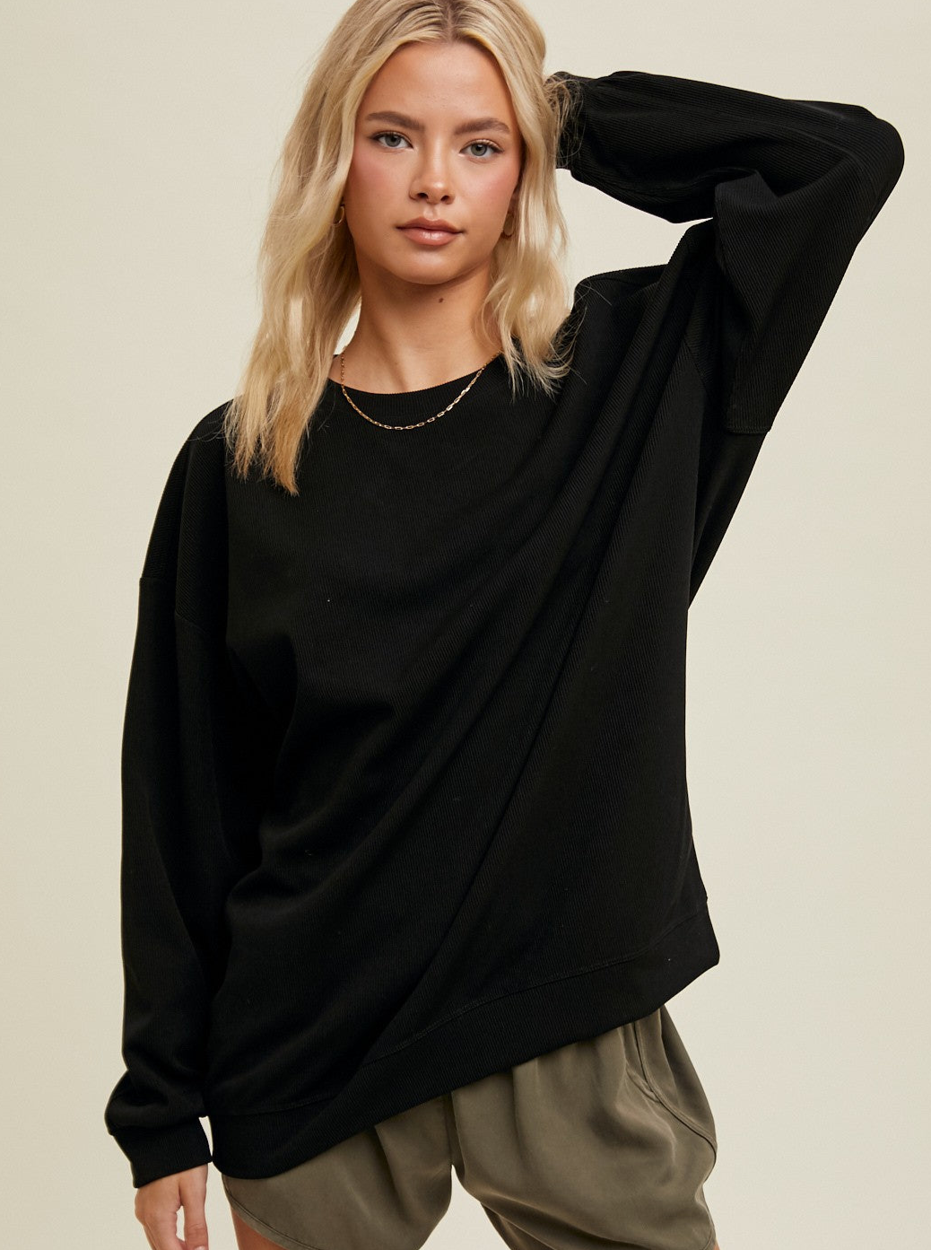 Ribbed Knit Pullover - Black